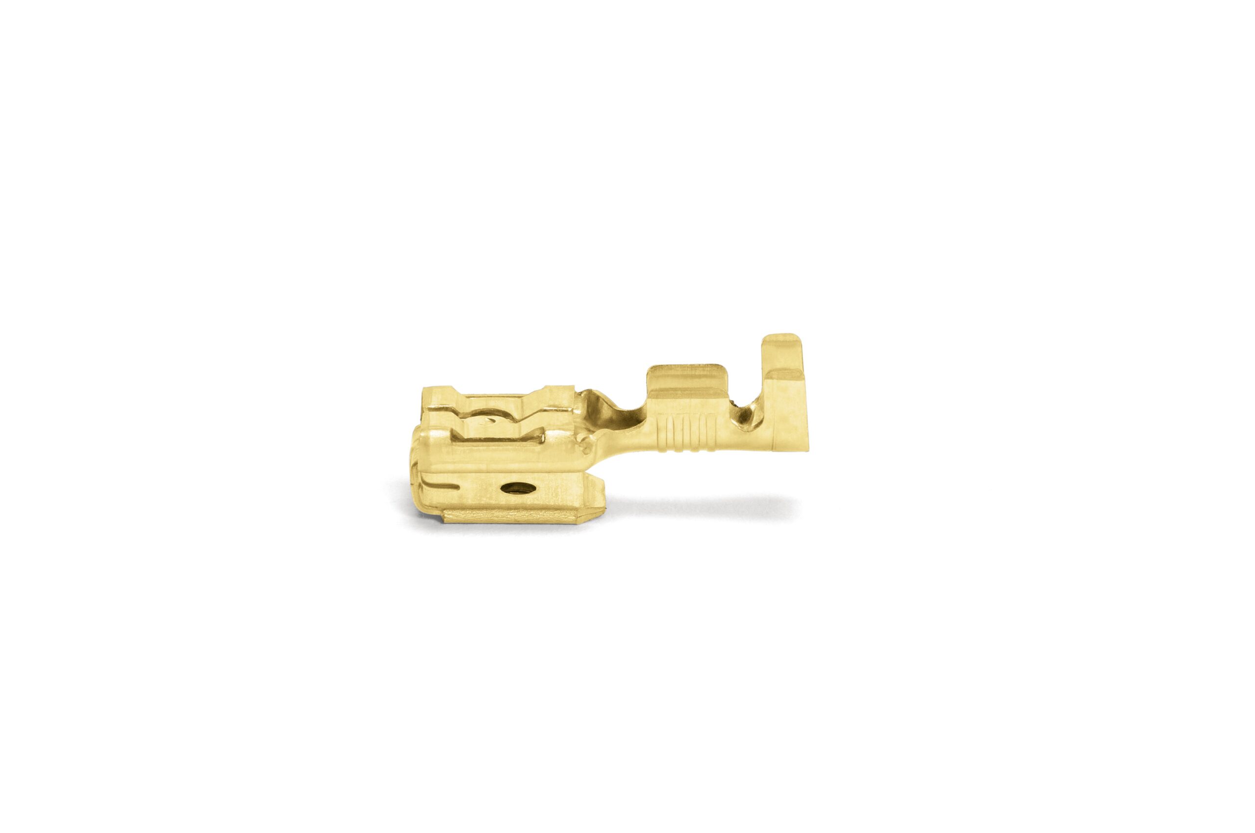 Terminal a presión con conector lengüeta 6.3 x 0.8