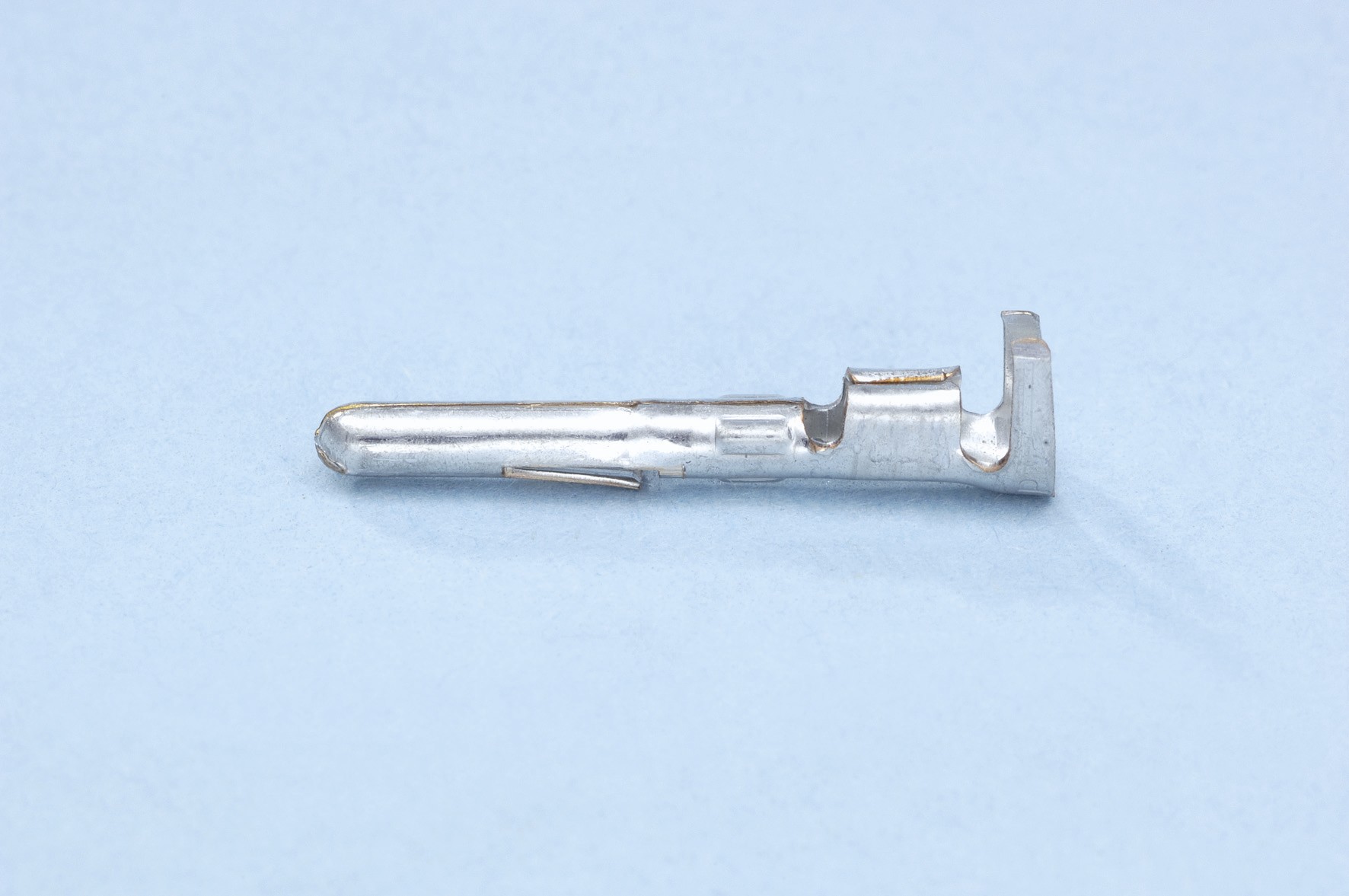 Terminal circular macho MATE-N-LOK (M-N-L) 2.1