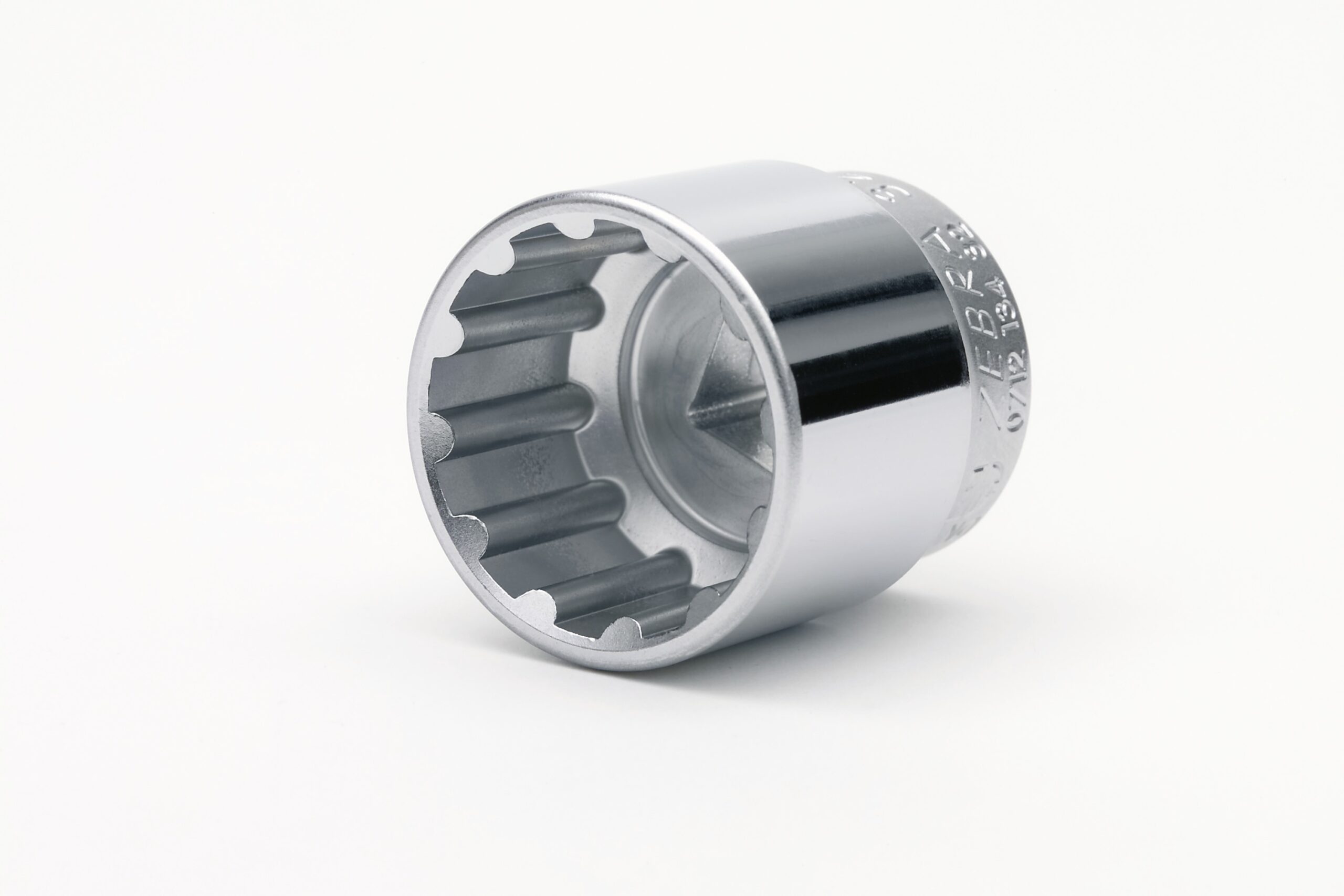 Llave de vaso multiestrella de 1/4 pulg